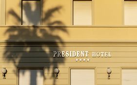 Hotel President